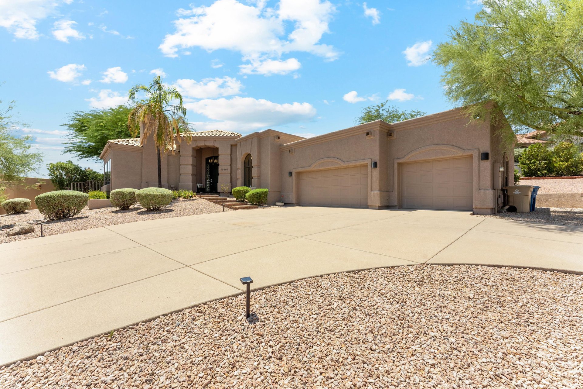 Large Driveway for additional parking