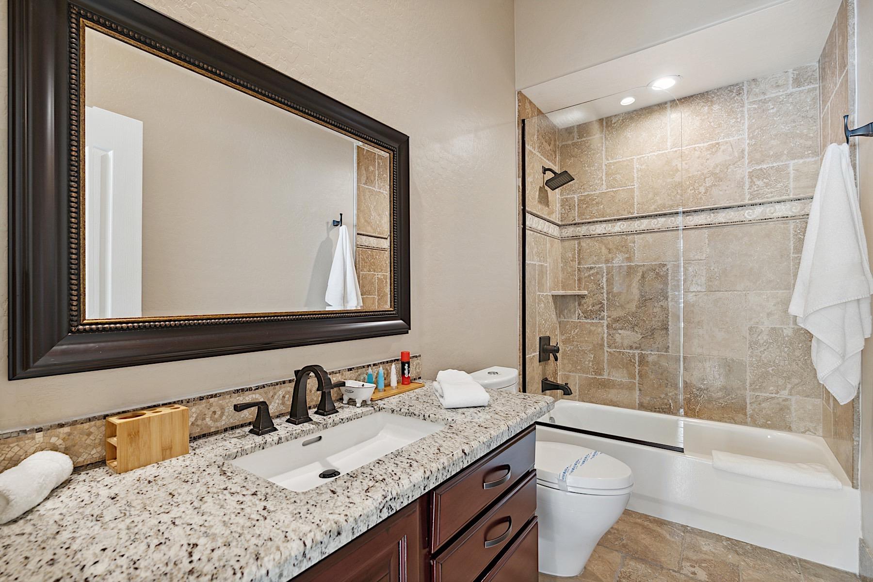 5th bathroom attached