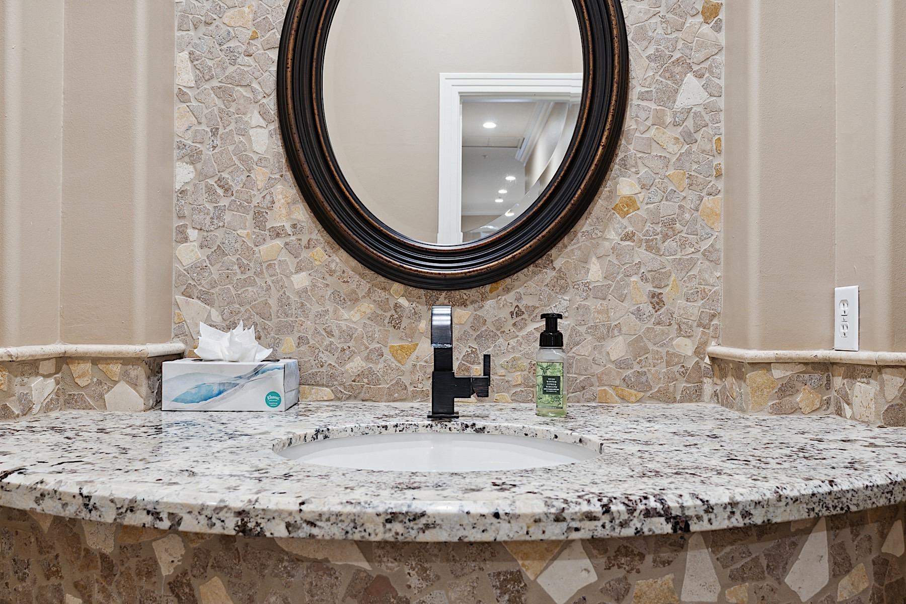 Half bathroom by the kitchen