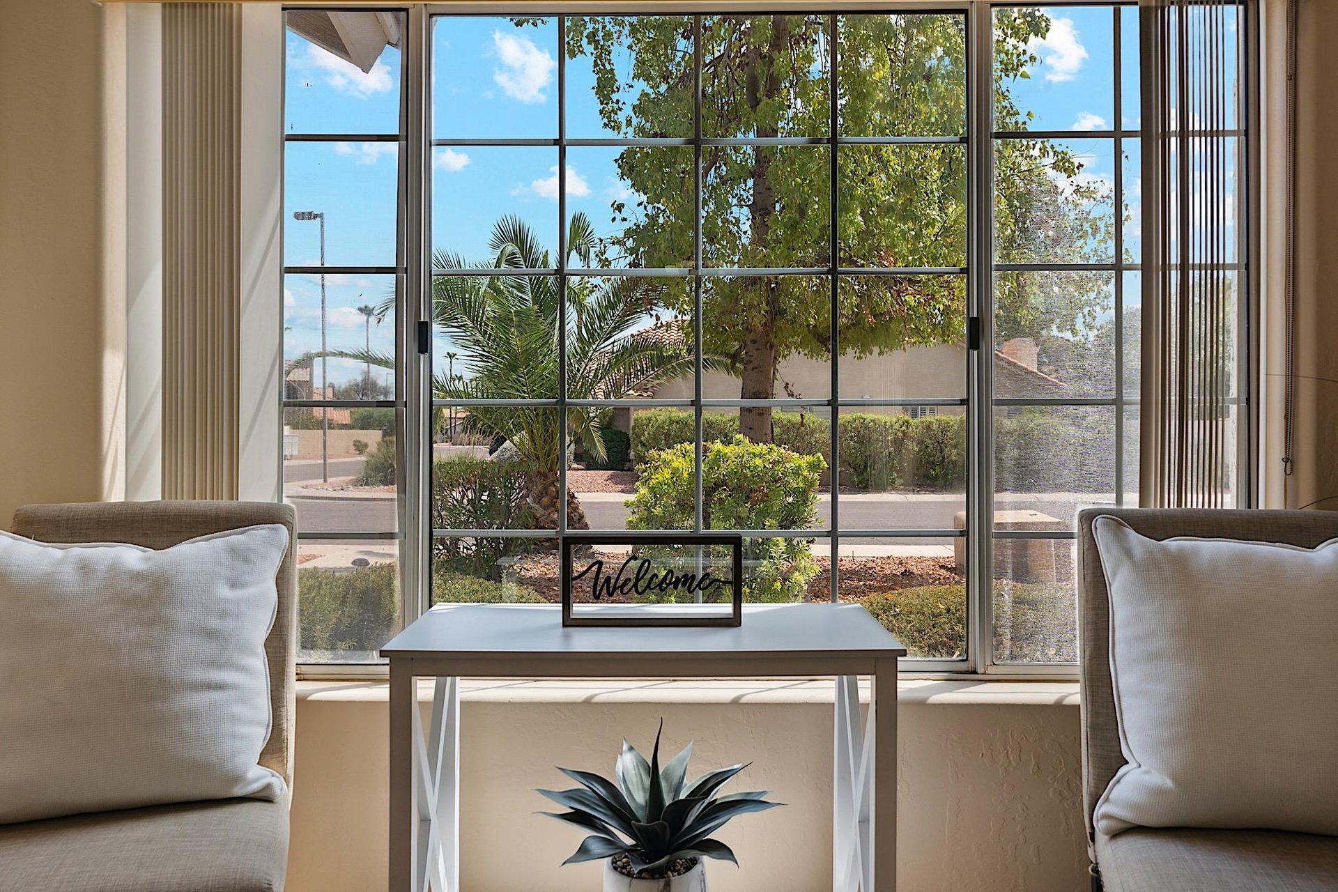 Two additional sitting chairs