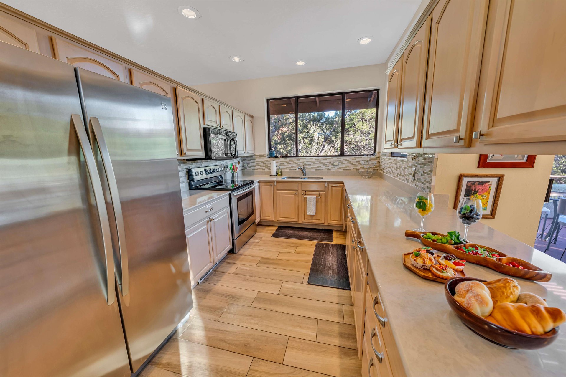 Fully Stocked Kitchen