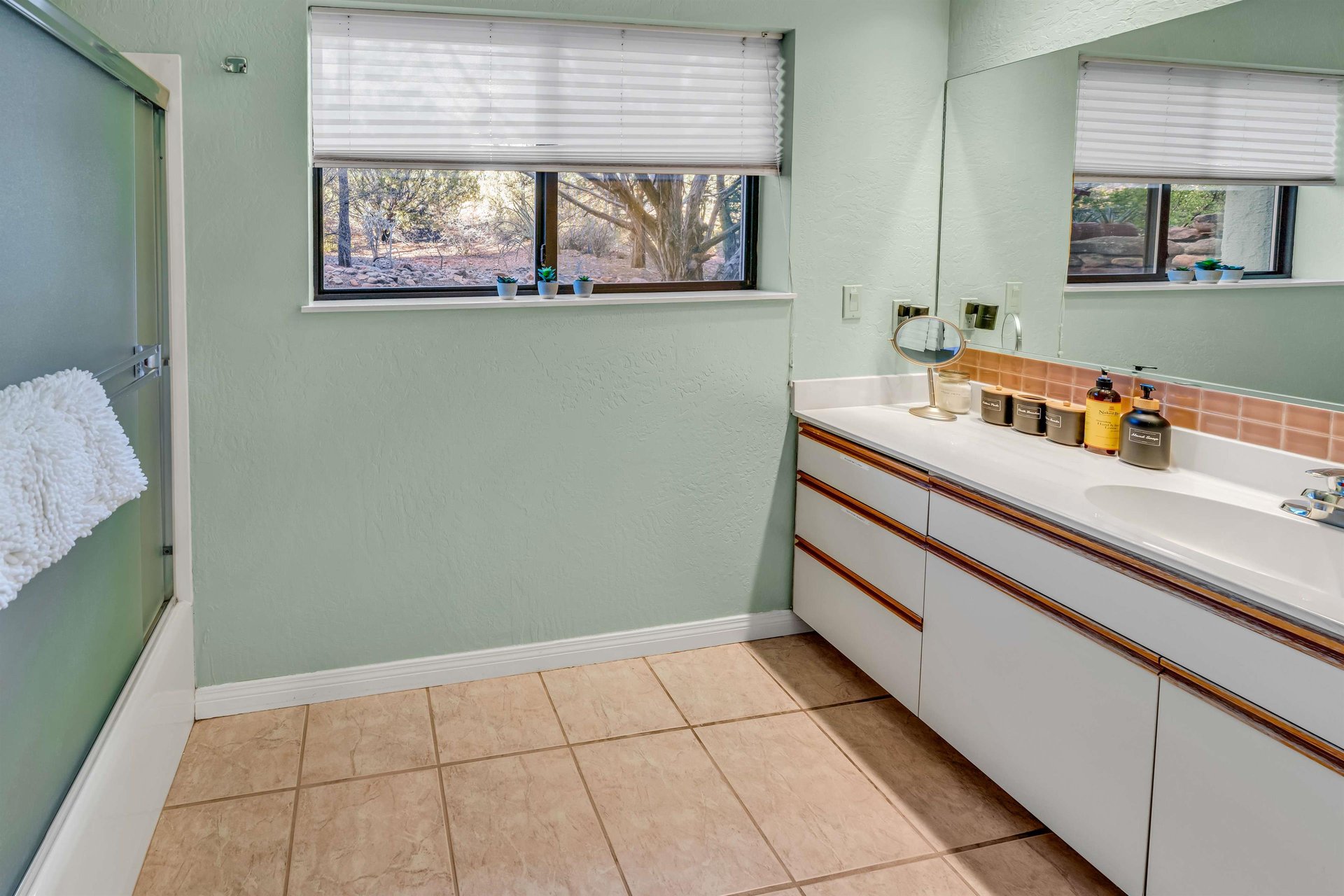 Master En Suite With Shower Tub Combo and Separate Toilet Area