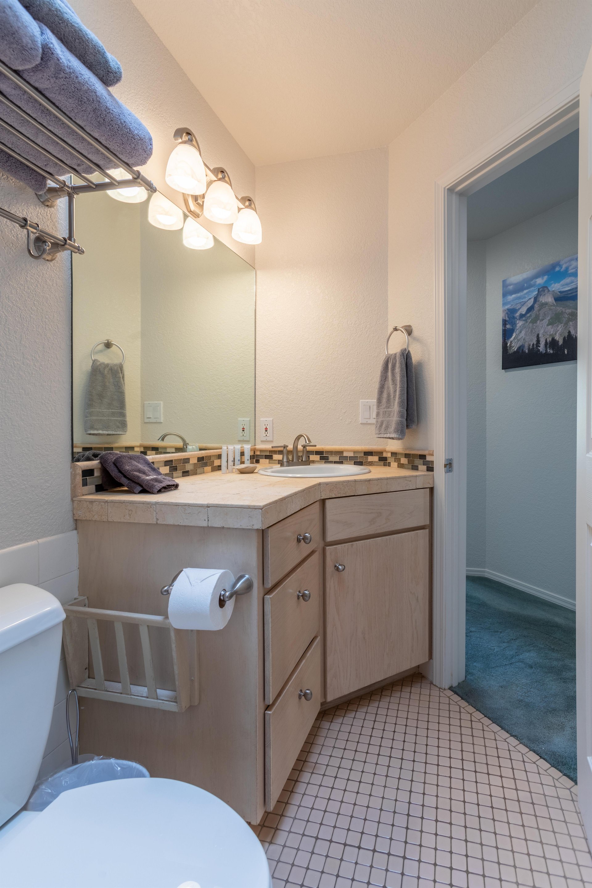Guest Bathroom With Tub