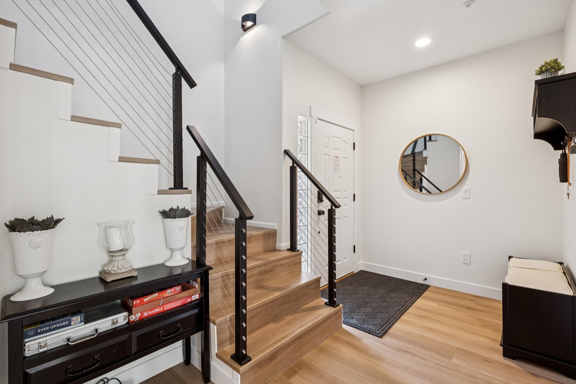 Entryway stair way