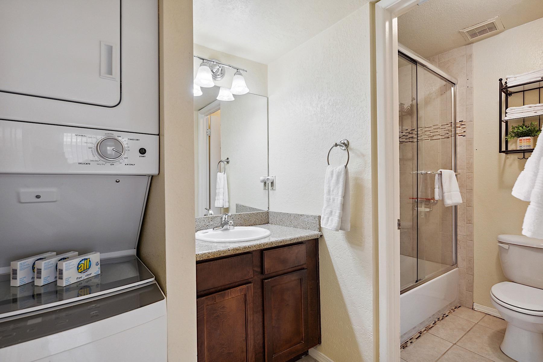 Bathroom w Washer  Dryer in bathroom