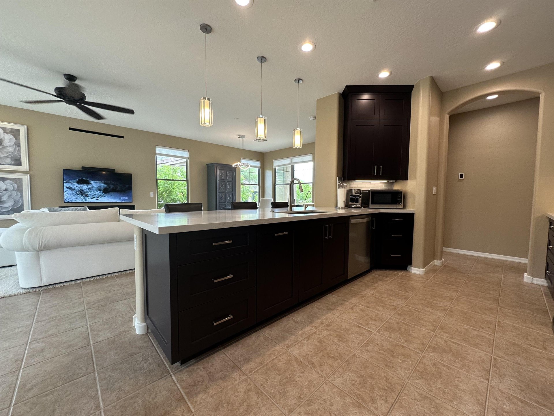 Lots of natural light to brighten up the kitchen.