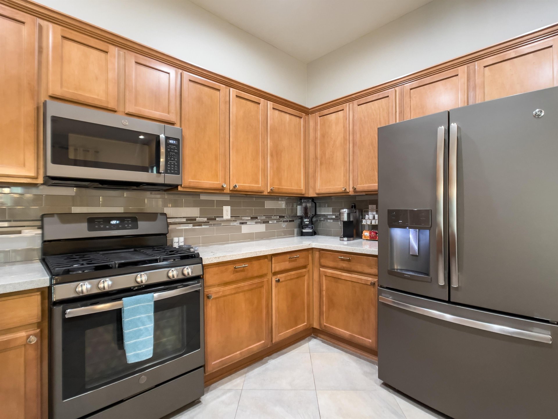 Gas stove and ample counter space to feel right at home while cooking for family and friends.