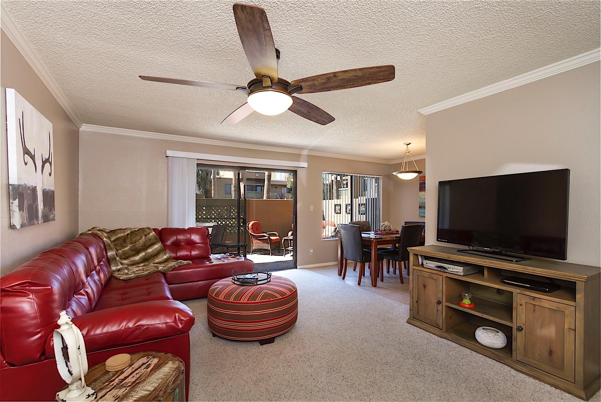 Living Room  Smart TV