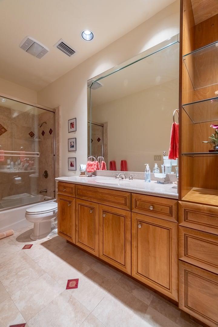 2nd Guest Bedroom En Suite