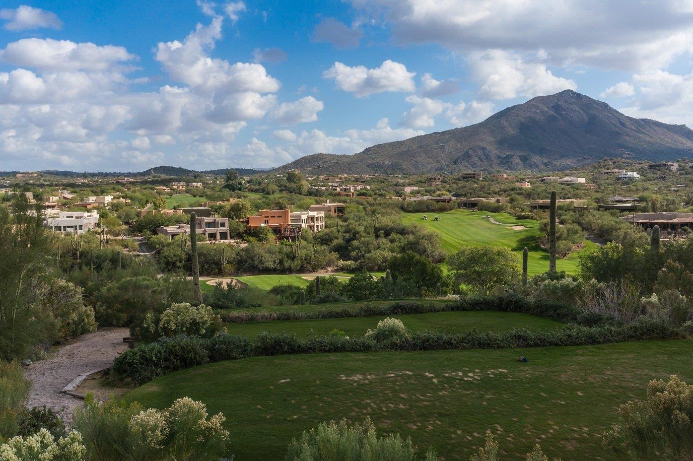 So many golf courses nearby, choose one and take a swing