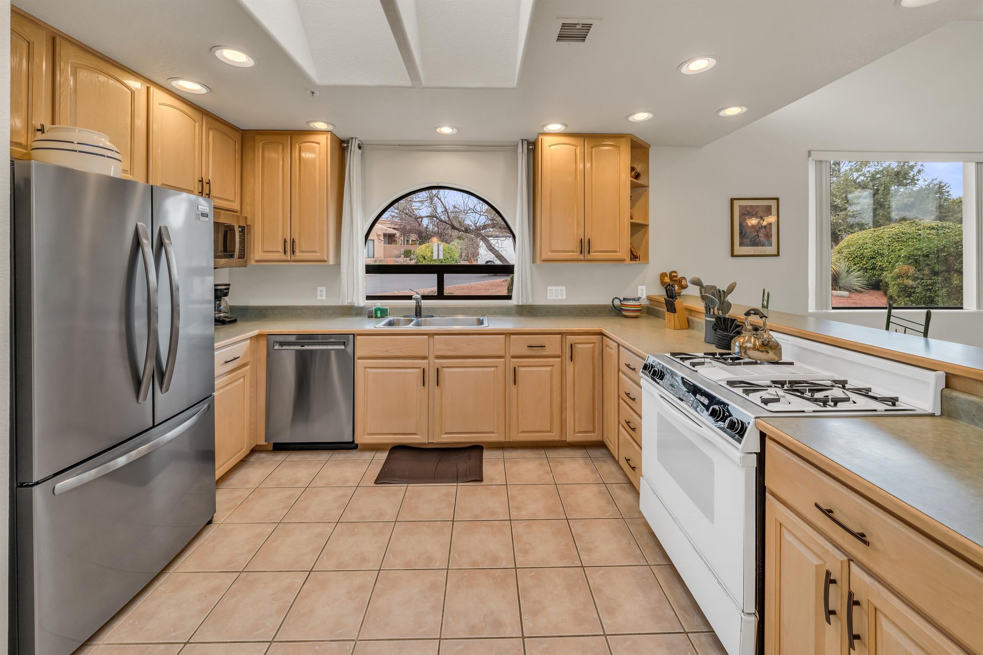 Fully Stocked Kitchen With New Dishwasher, Refrigerator, and Microwave 32024