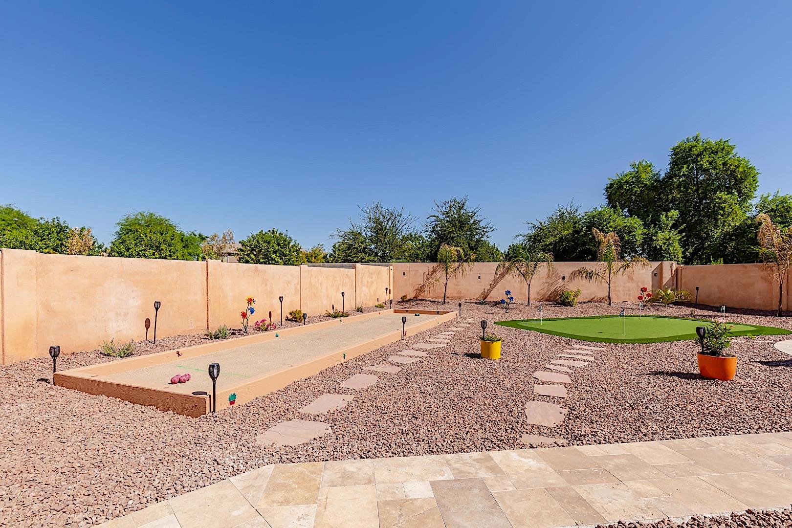 Bocce ball and Putting Green