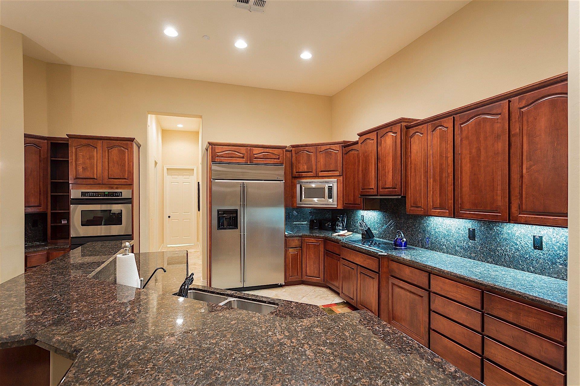 Lots of counter Space