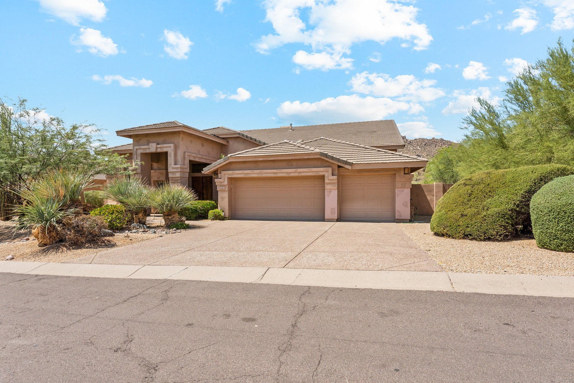 Front Exterior  3 Car Garage
