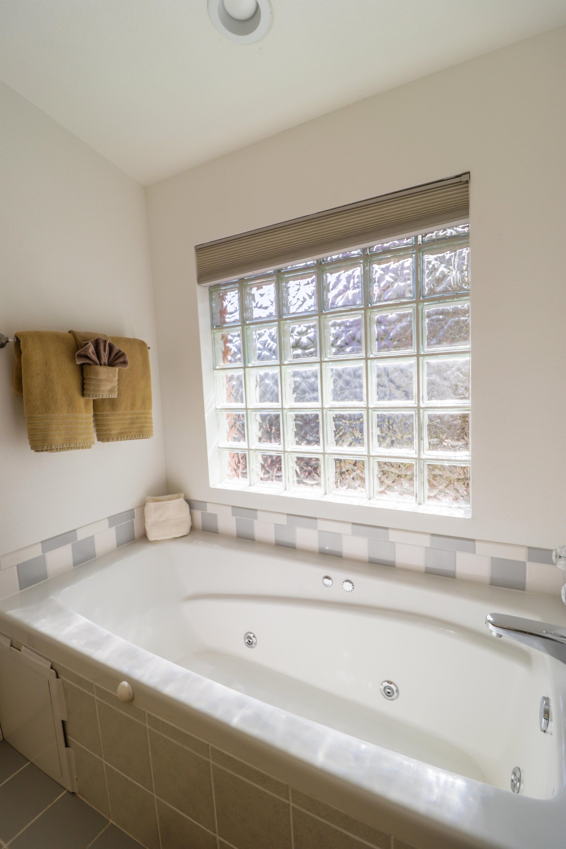 Jetted Tub