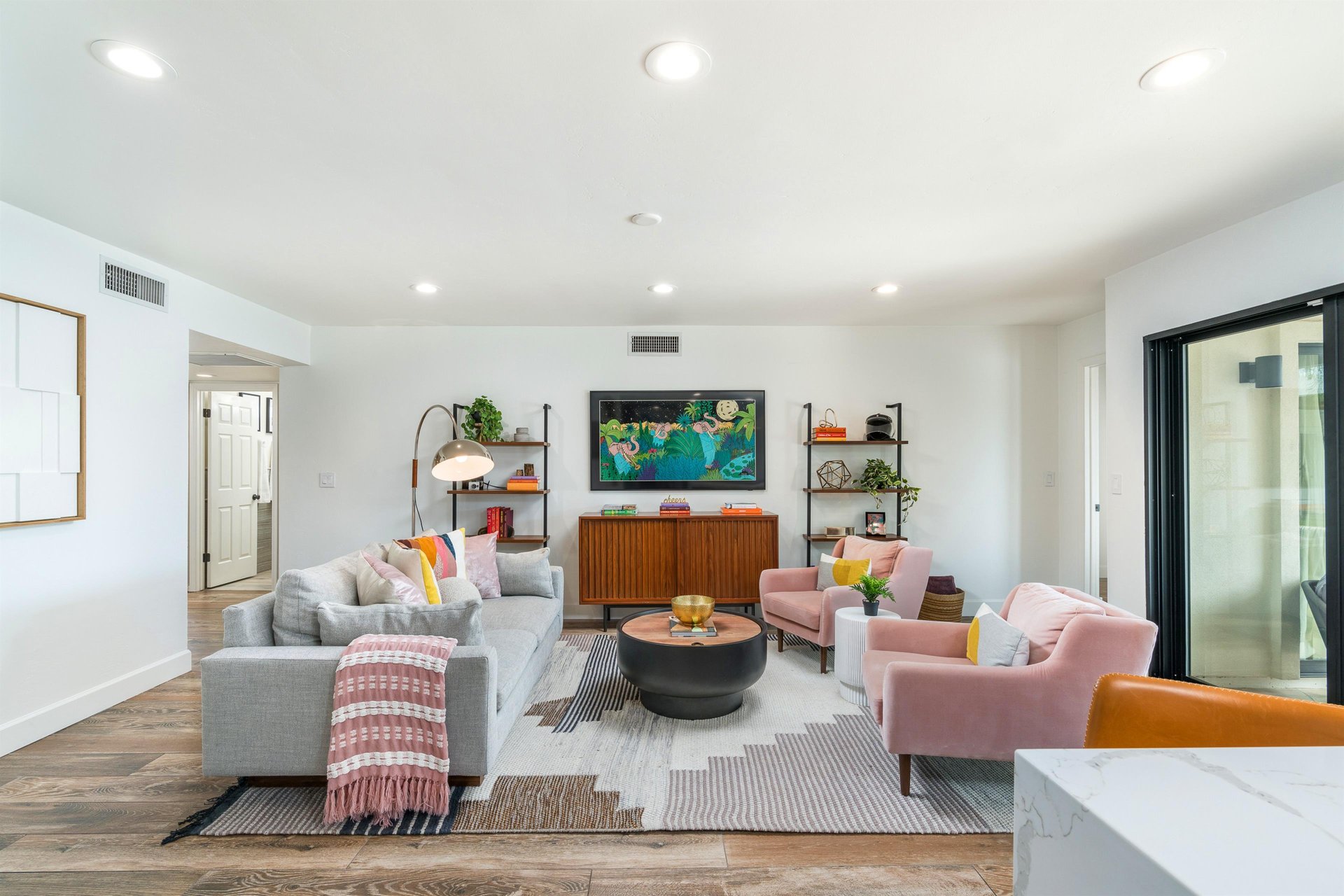 573959