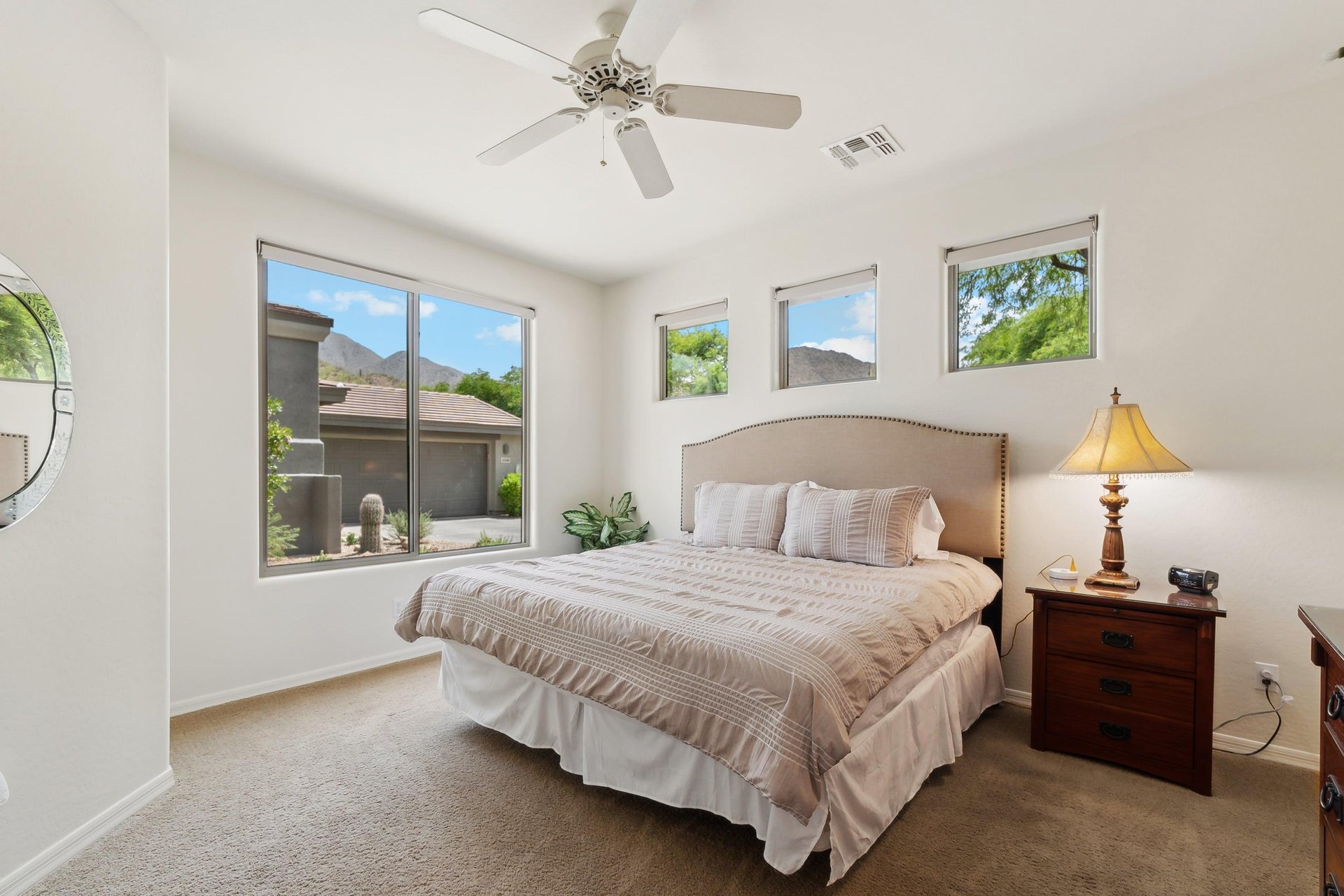 Secondary bedroom