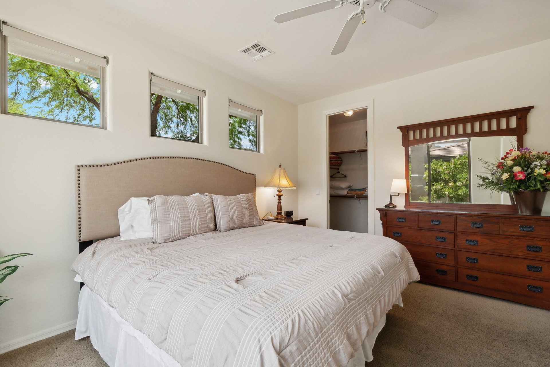 Queen size bed