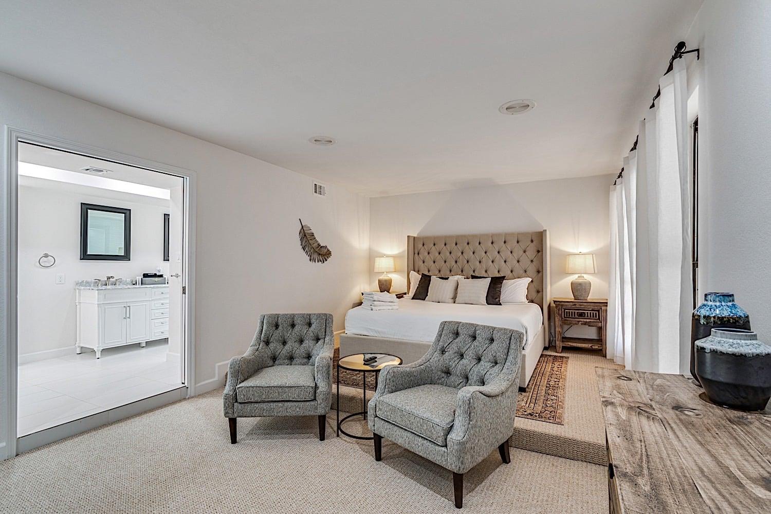 Master suite