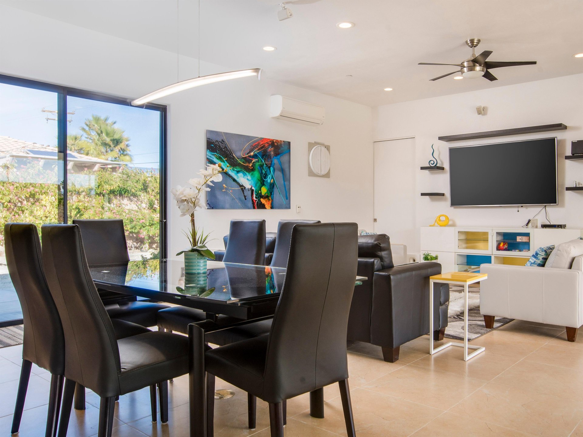 Gorgeous spaces