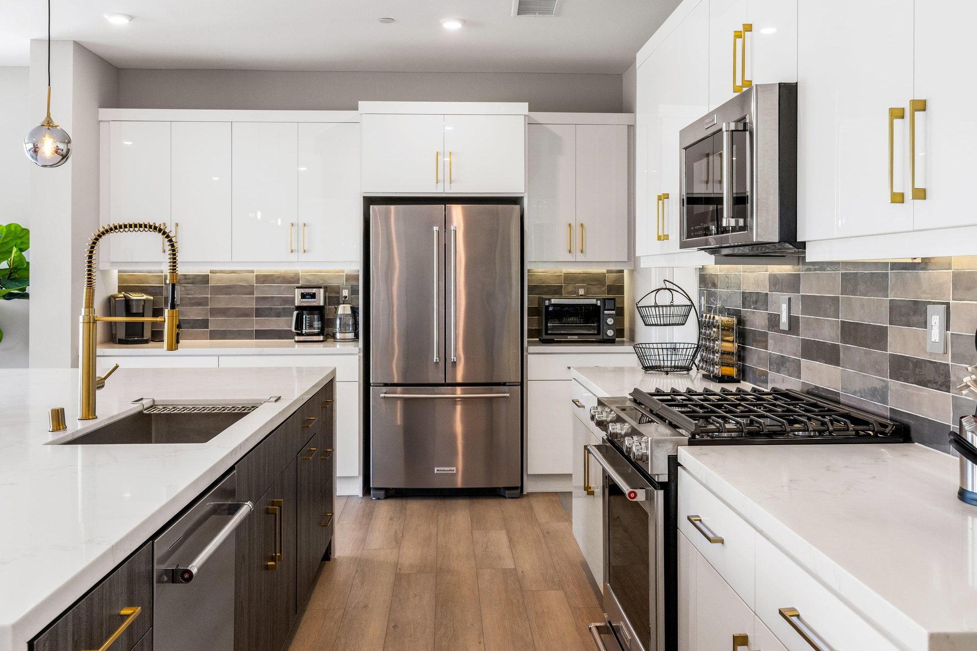 Gorgeous modern kitchen