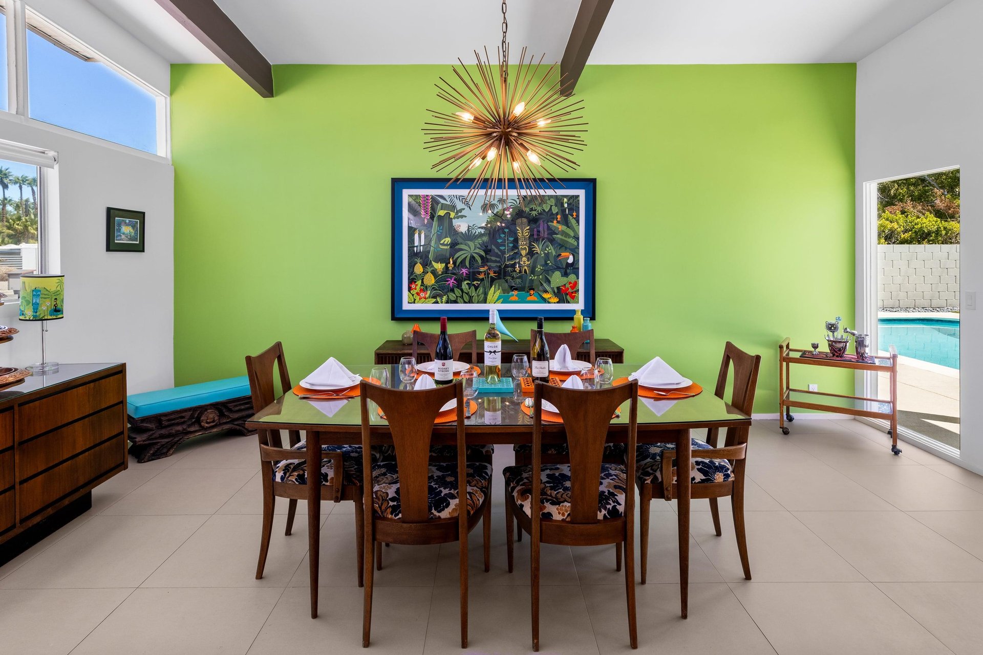 Dining room for 6
