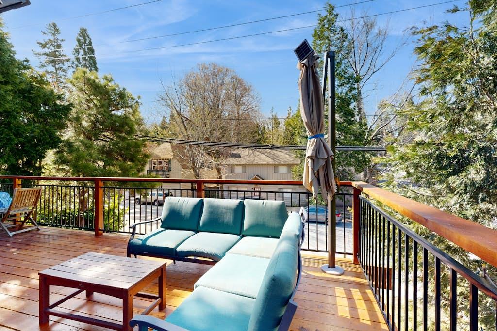 589738