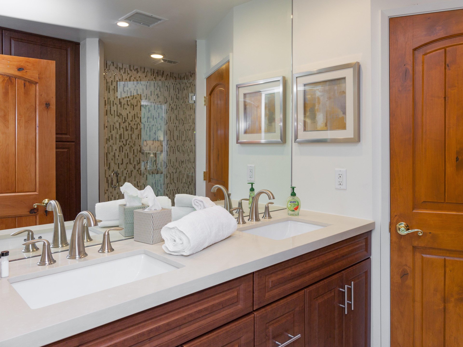 Ensuite bath