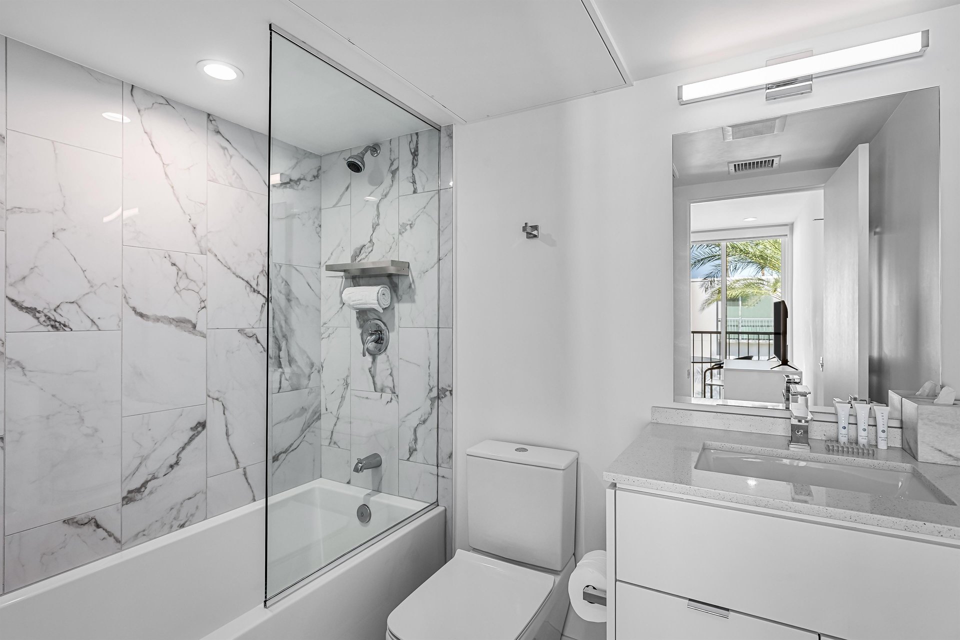 Guest shower