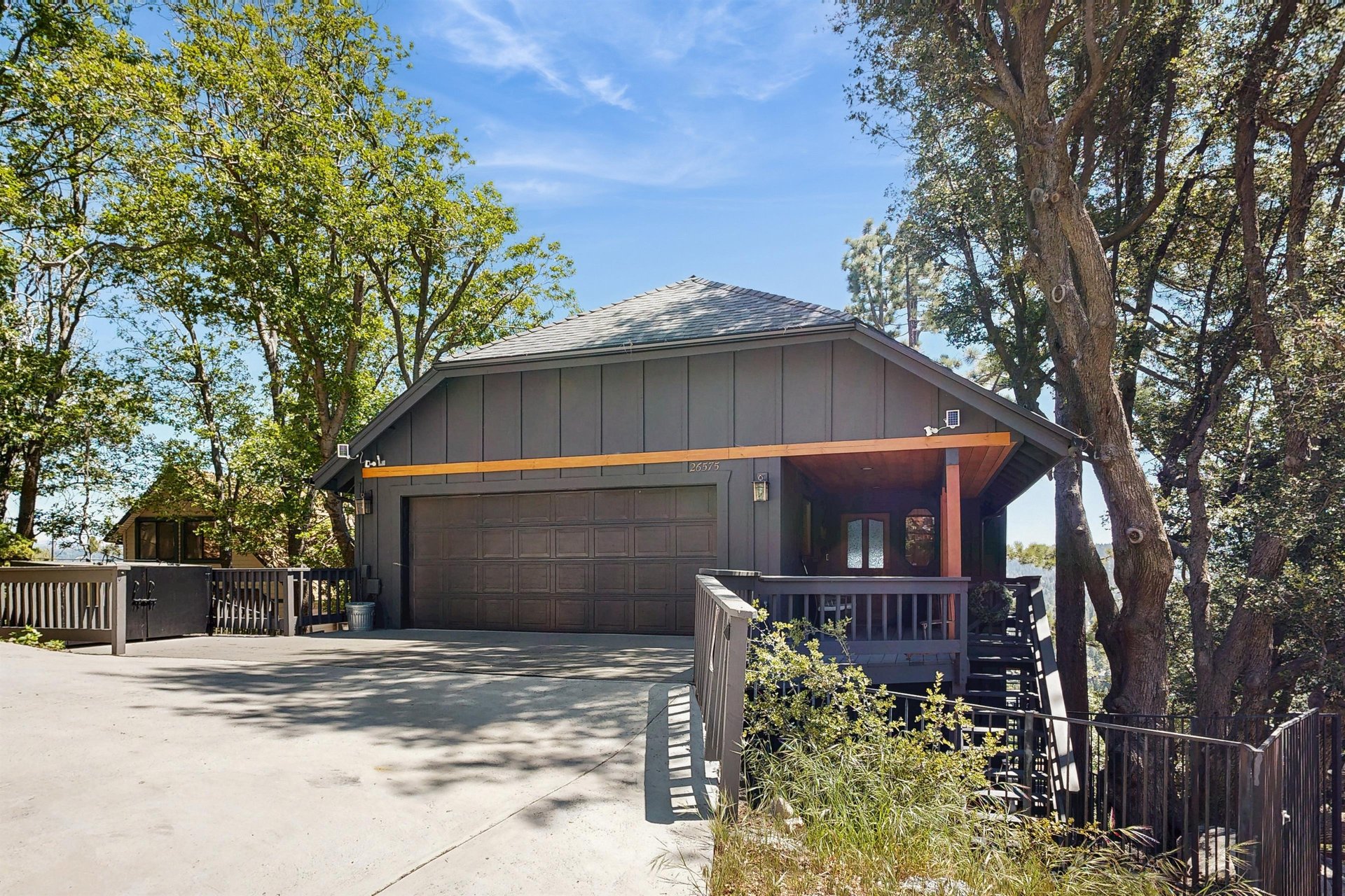 Front entrance and driveway parking.