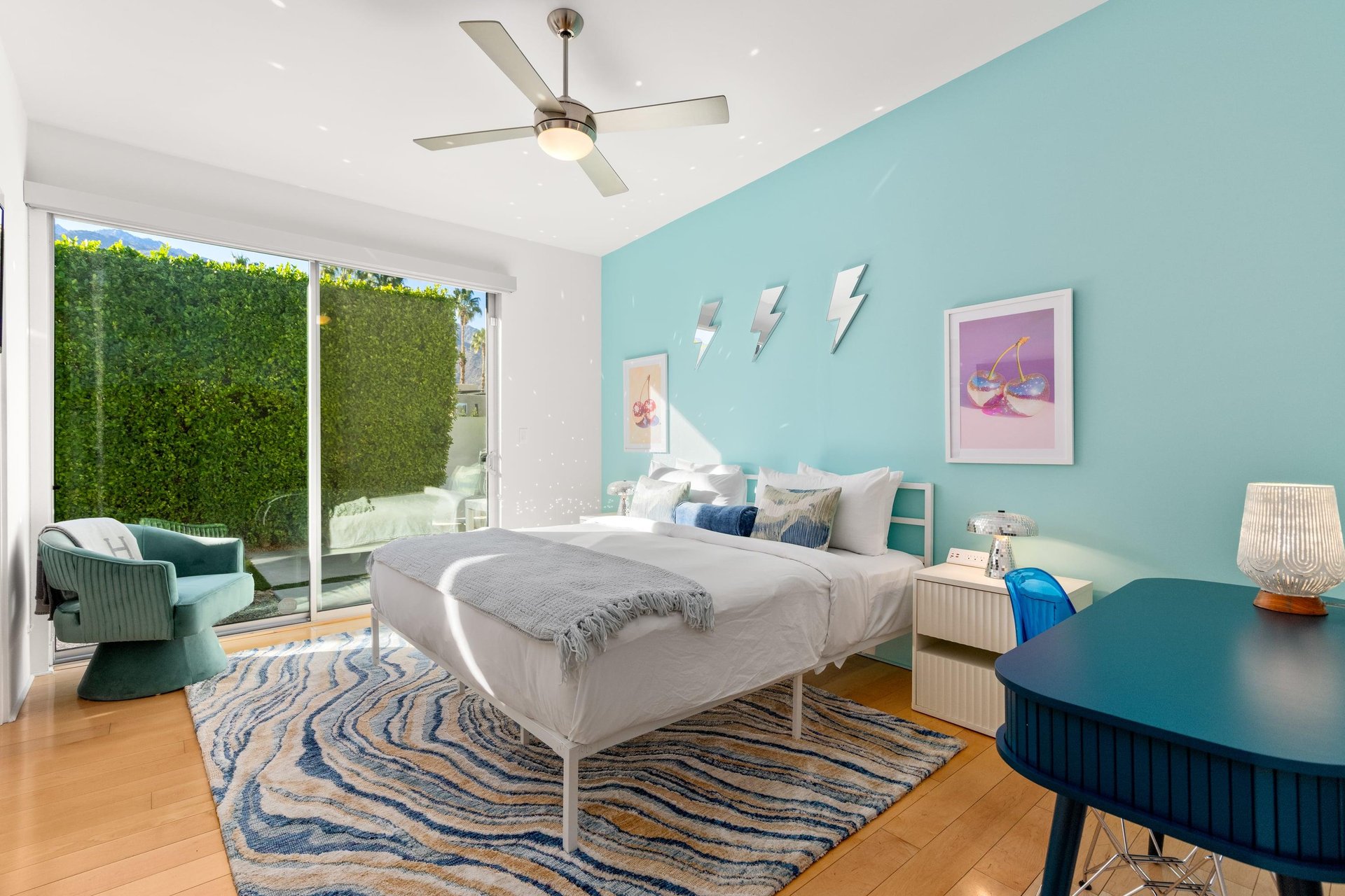 Guest bedroom