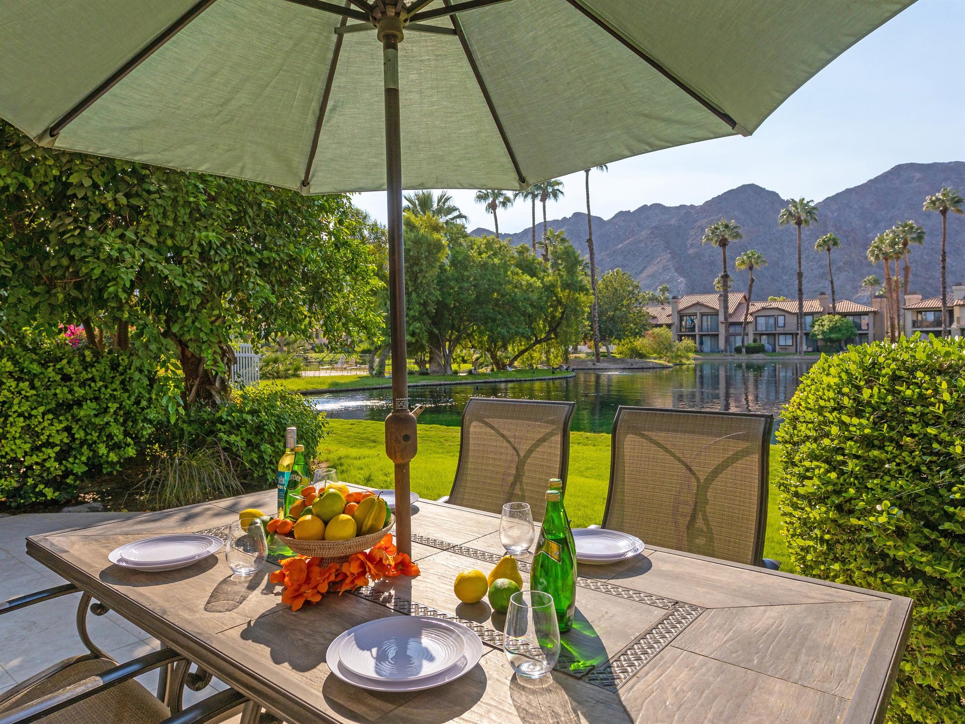 Eat alfresco