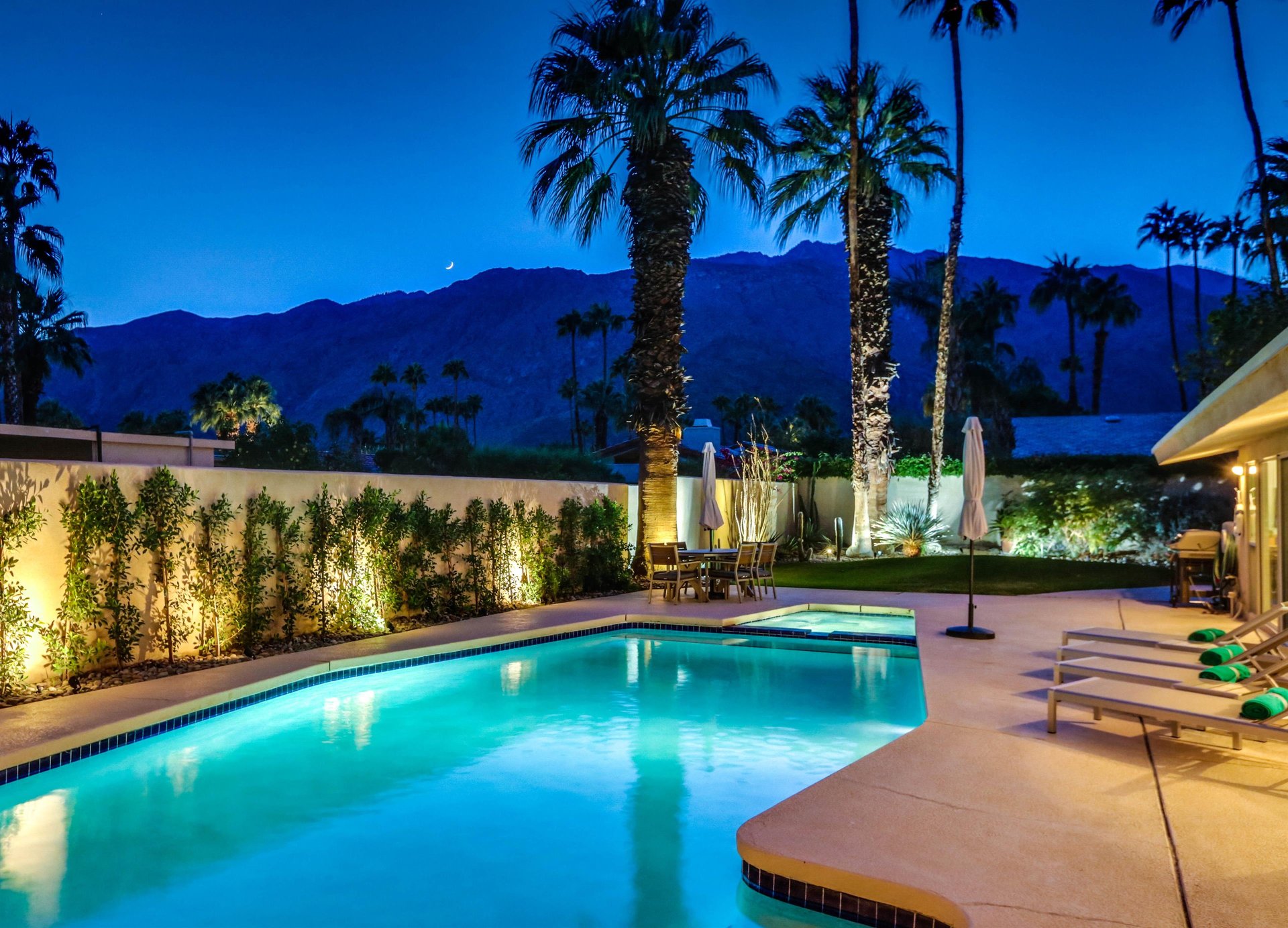 Welcome to Movie Colony Palms