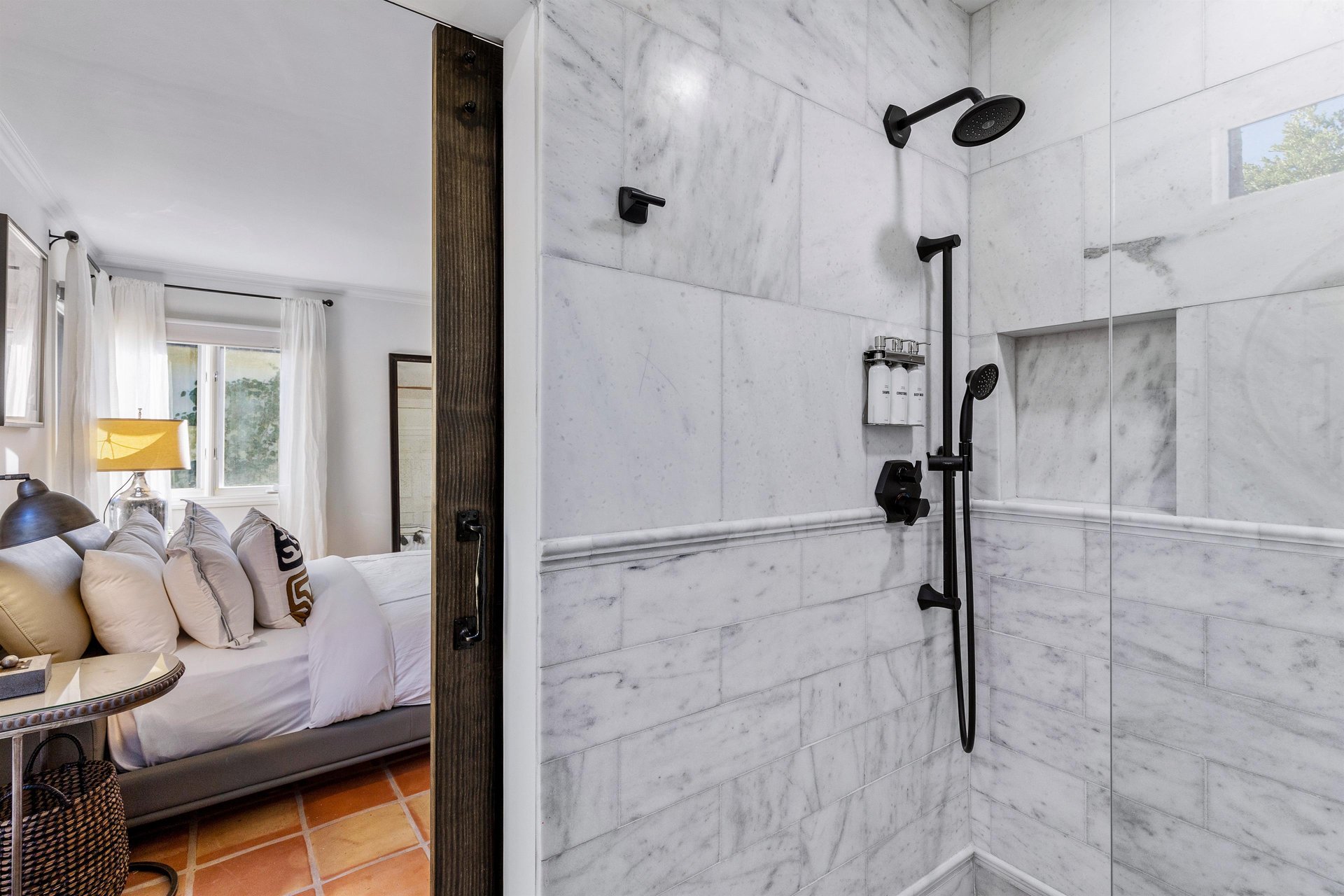 Guest shower