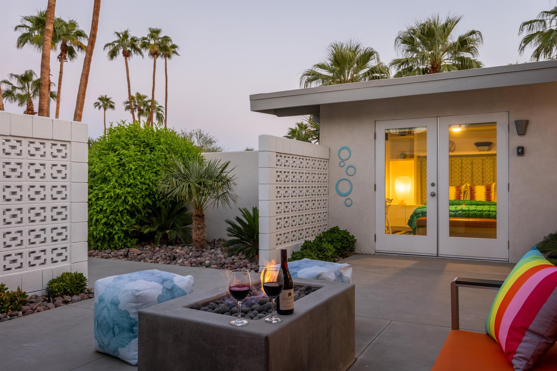 Outdoor courtyard firepit