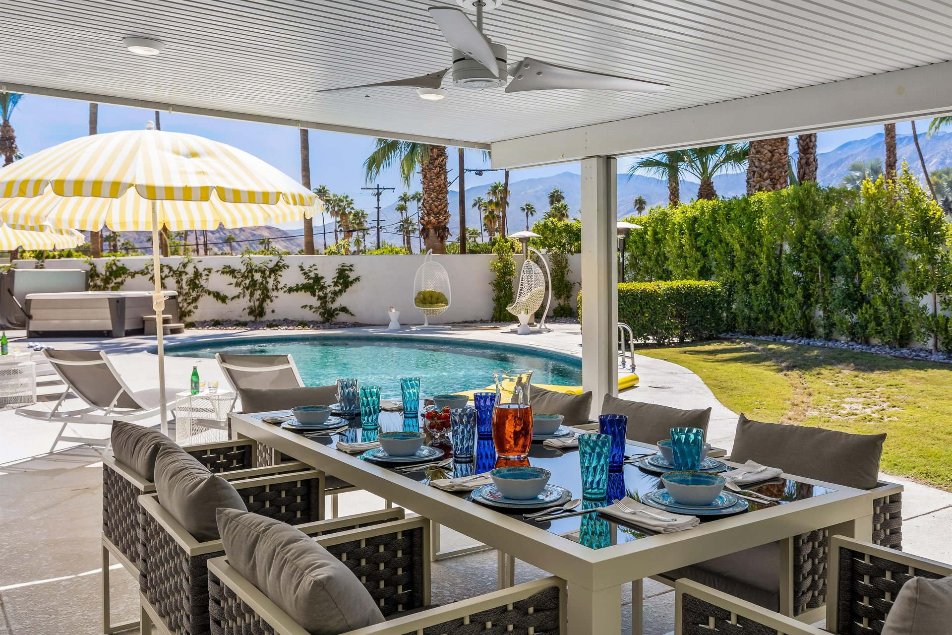 Al fresco dining