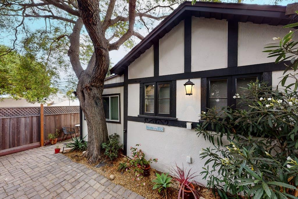 600327