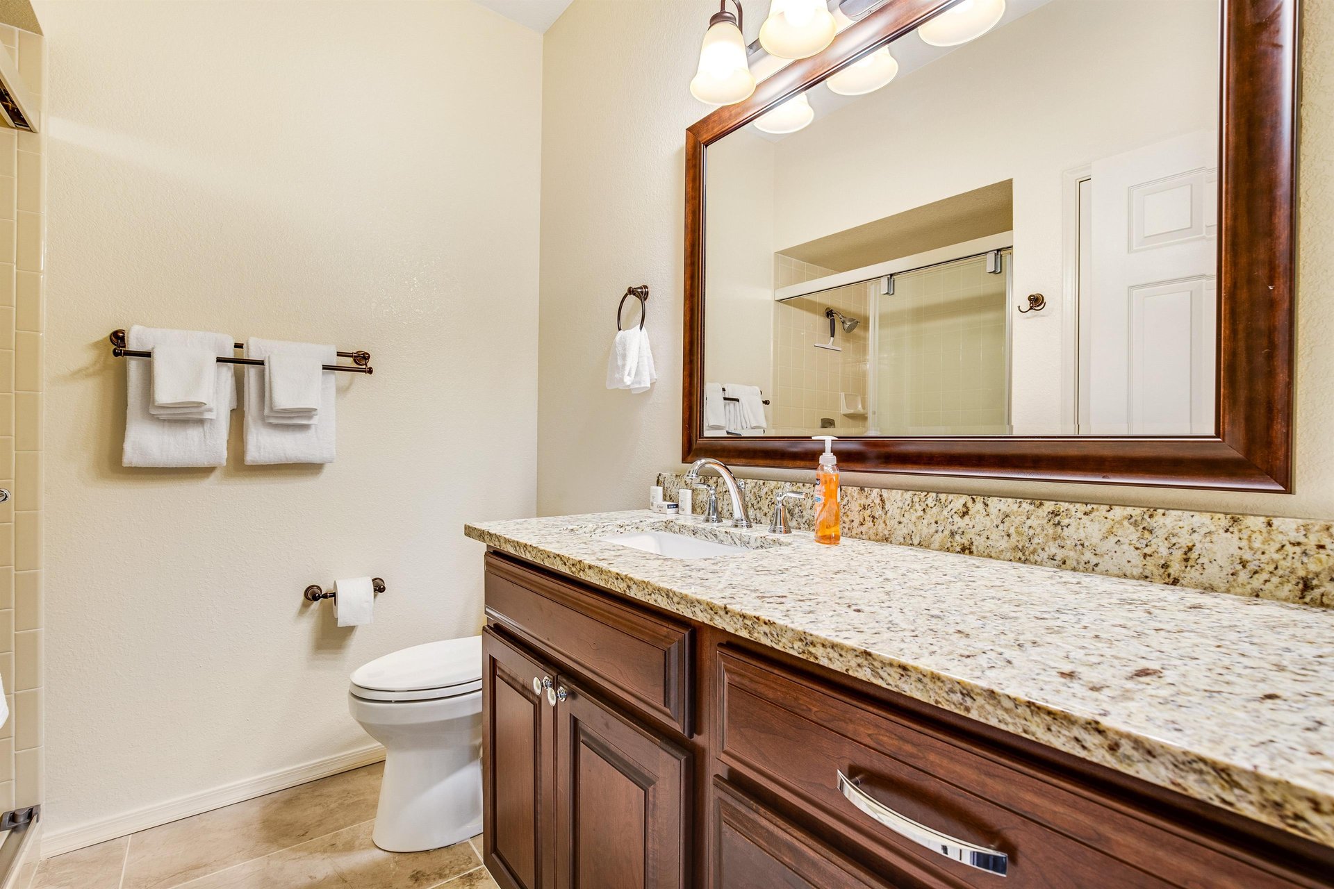 601910