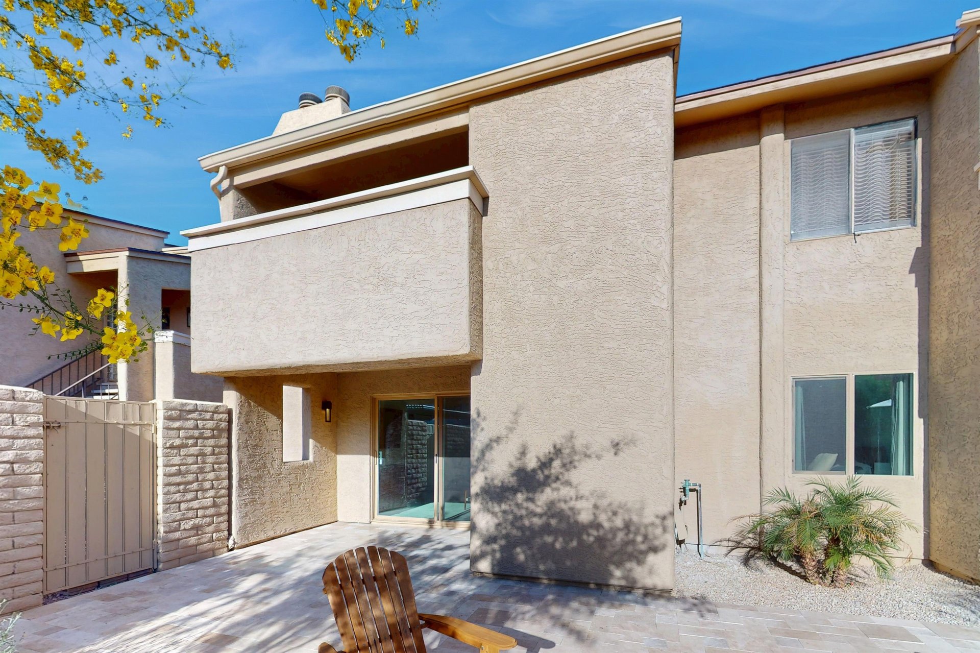 602238