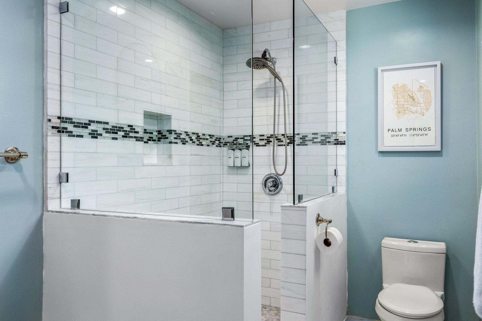 Guest shower