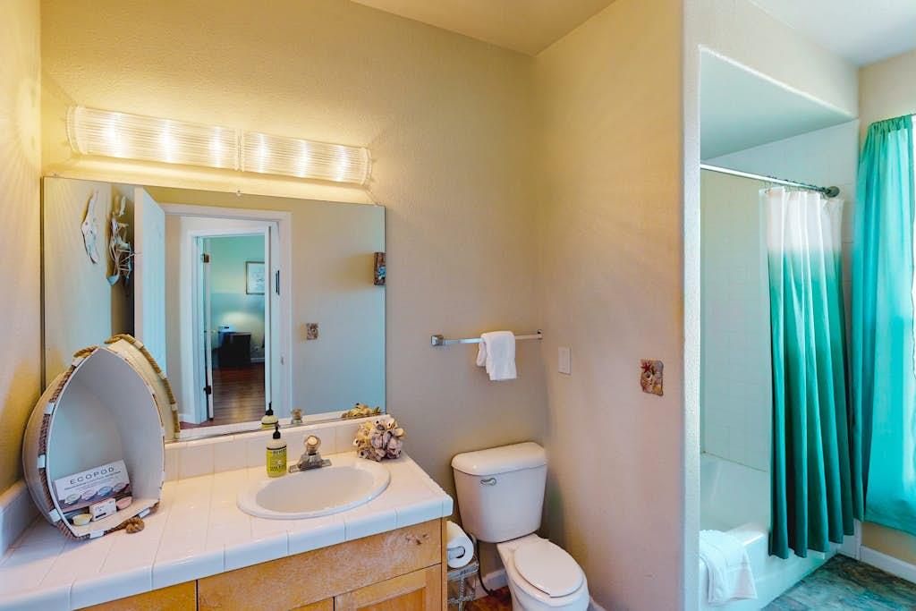 605784