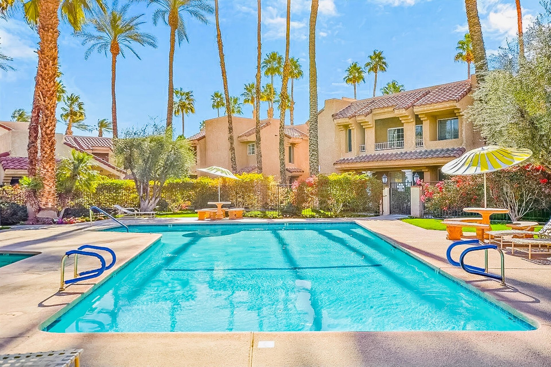 608947