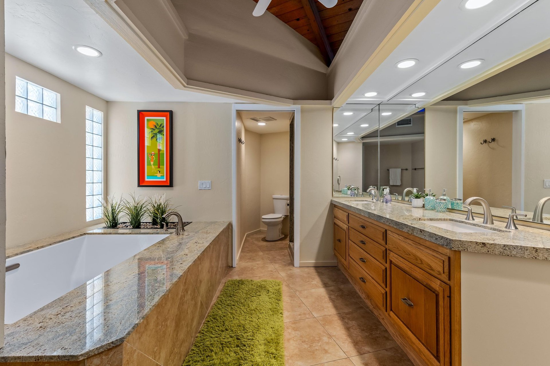 Spalike guest bathroom