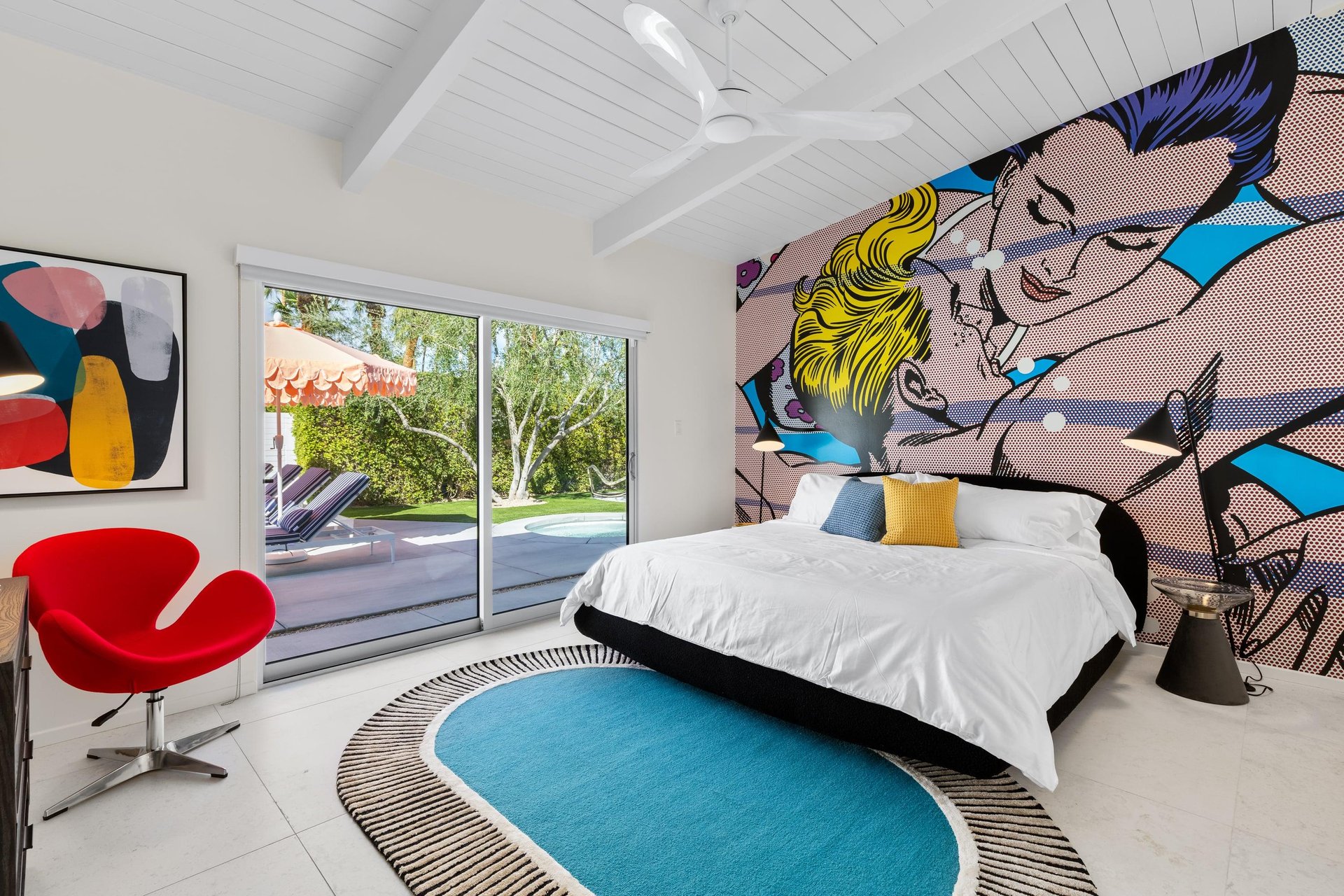 Guest bedroom