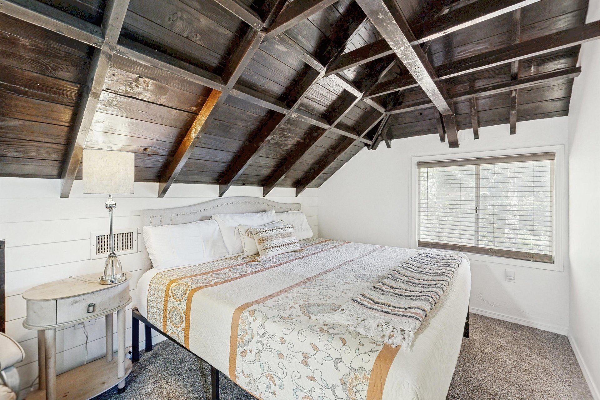 Features a king size bed.