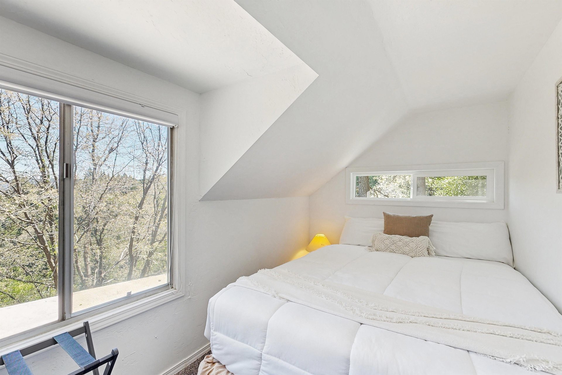 Features a queen size bed.