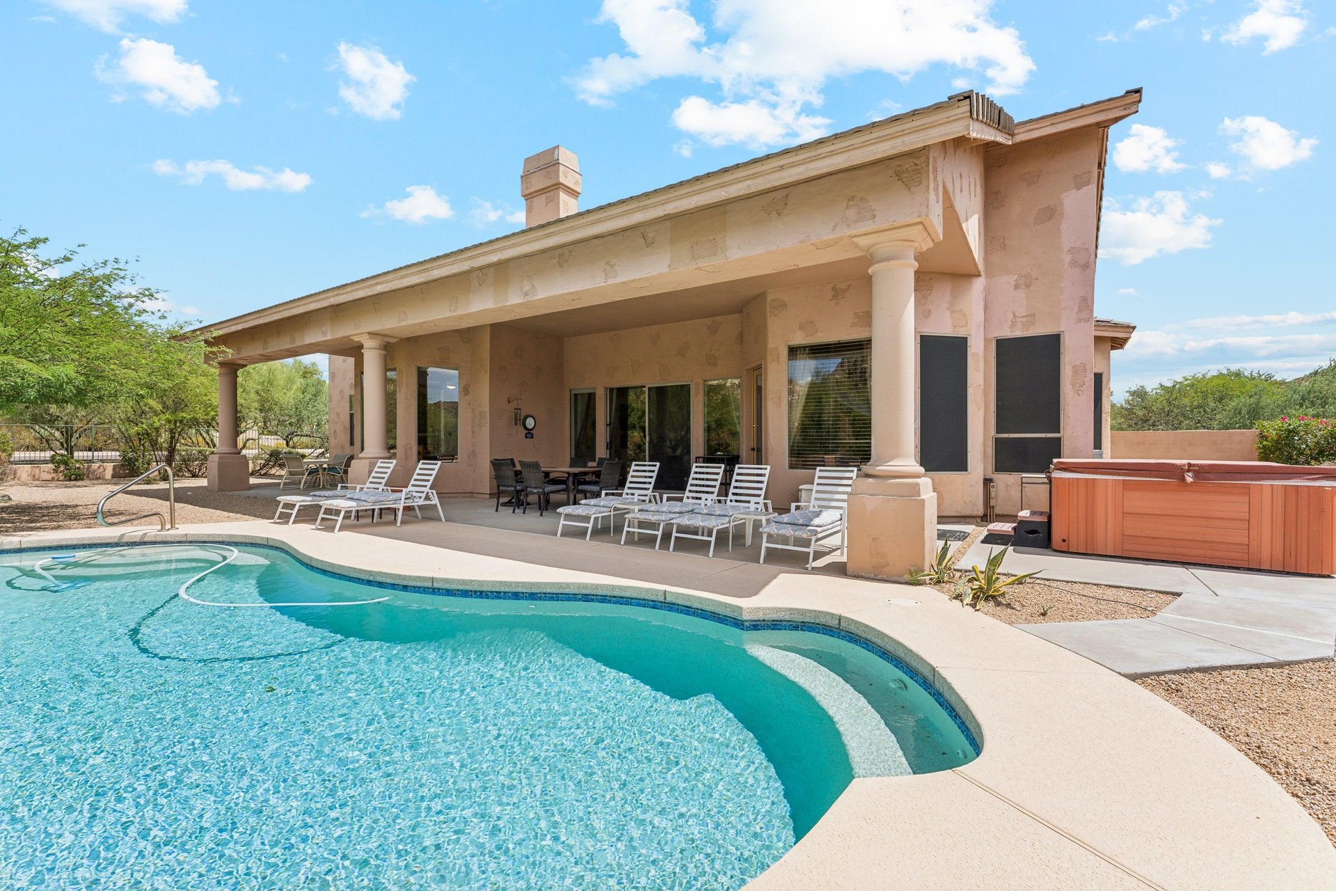 Sparkling Pool Heating optional for additional fee.