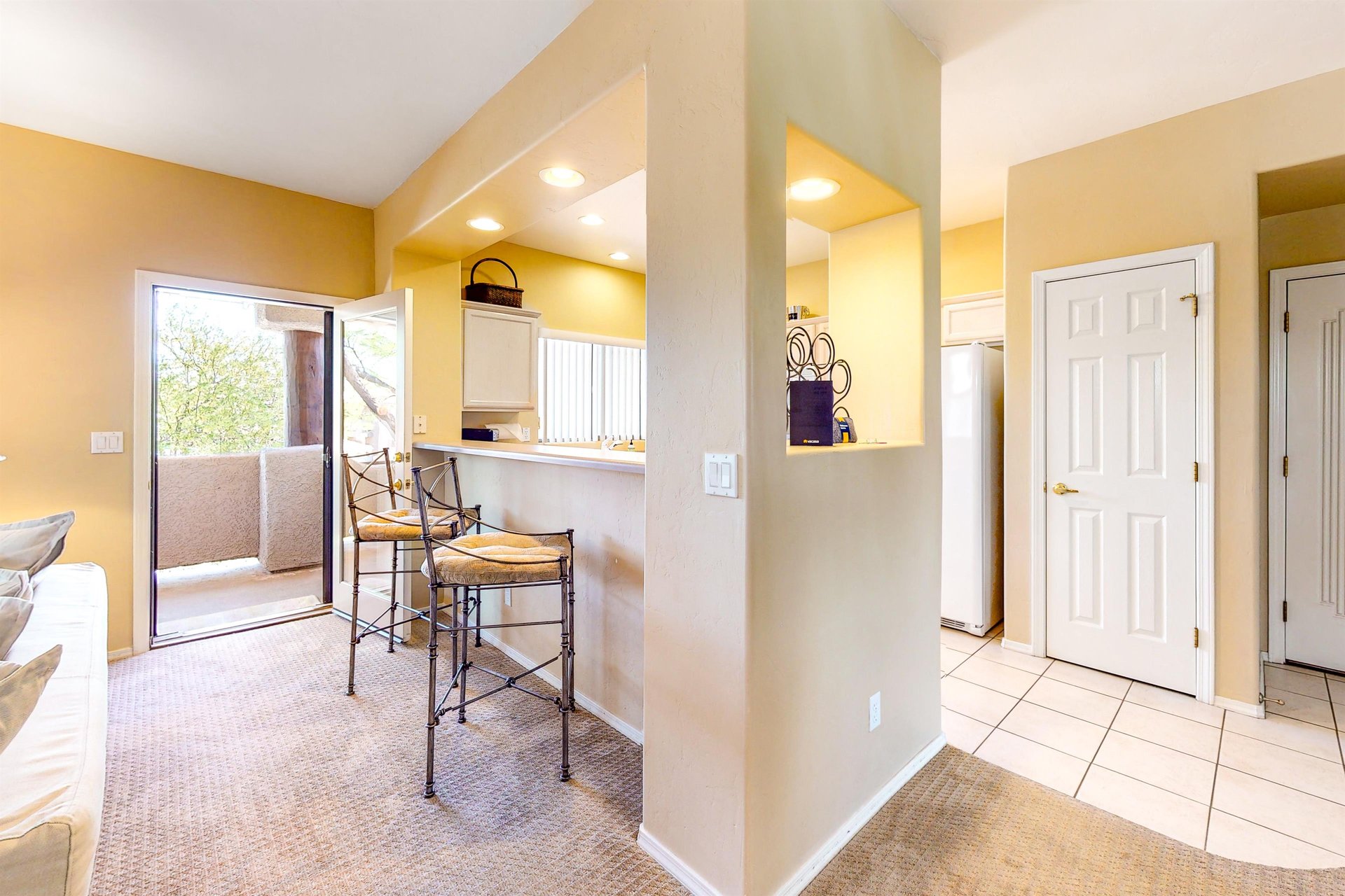 612084