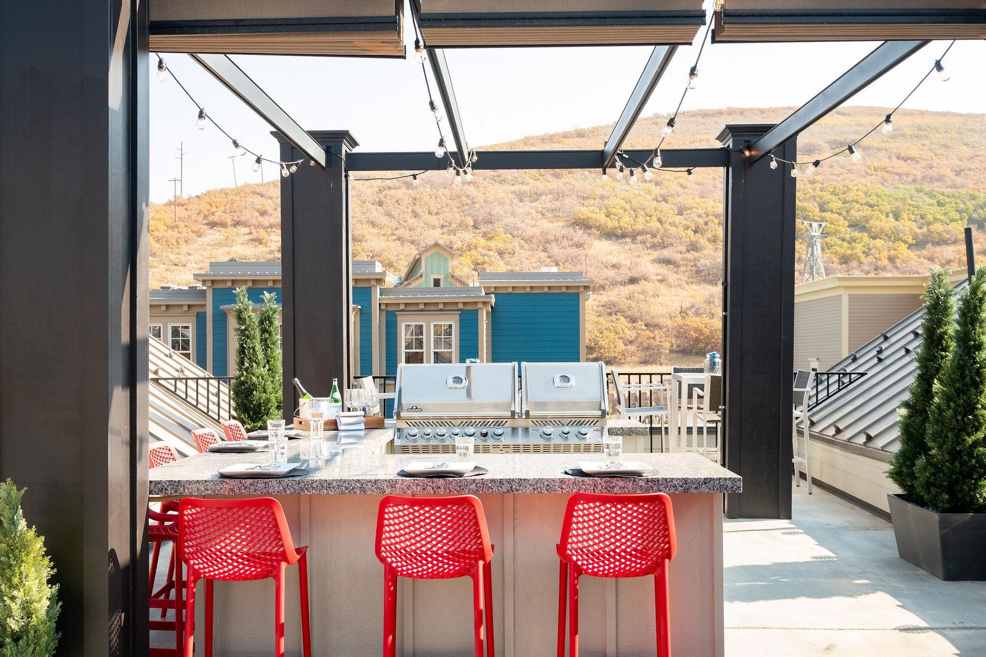 BBQ with bar counter seating