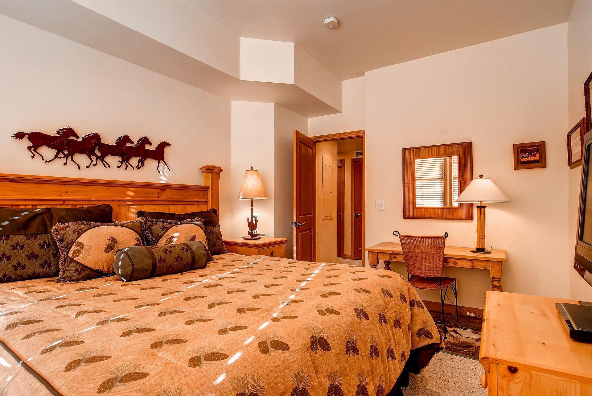 Elegant main bedroom  Park City LodgingLift Lodge 203